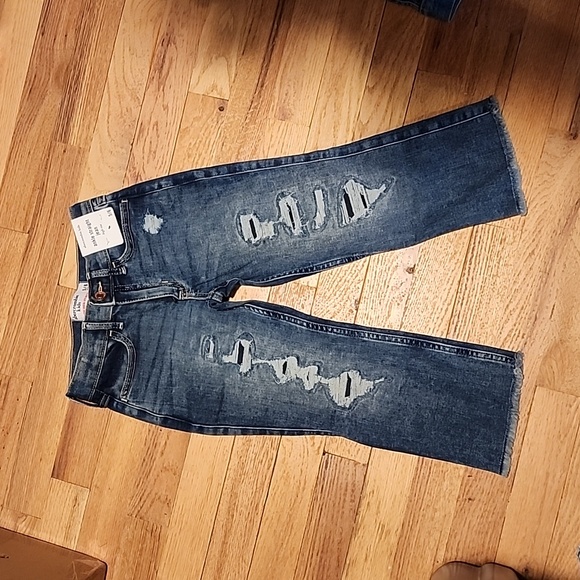 Abercrombie Girls High Rise Ankle Jeans - Picture 7 of 8